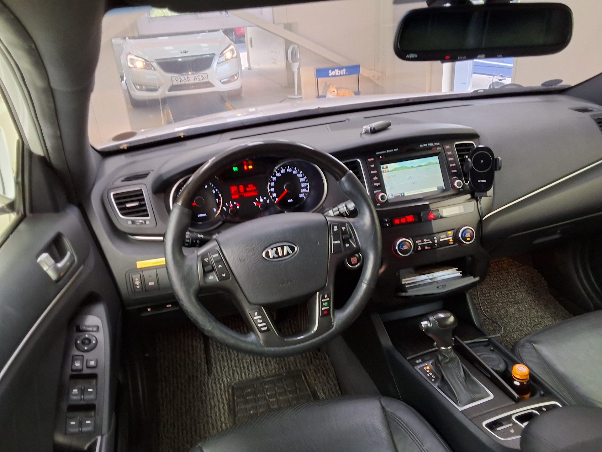 2012 - kia k7