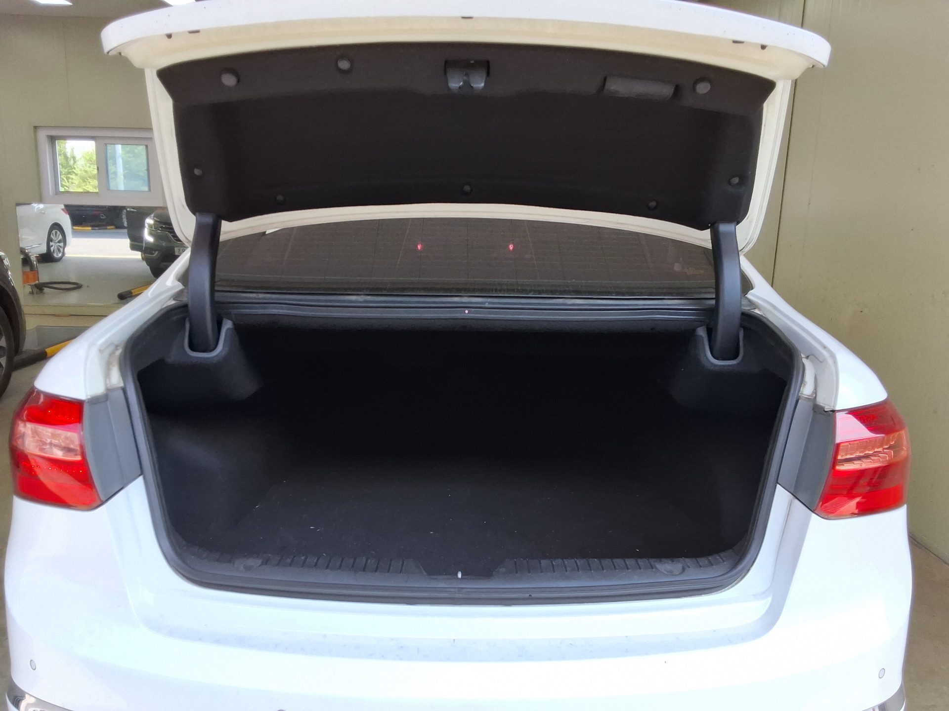 2012 - kia k7