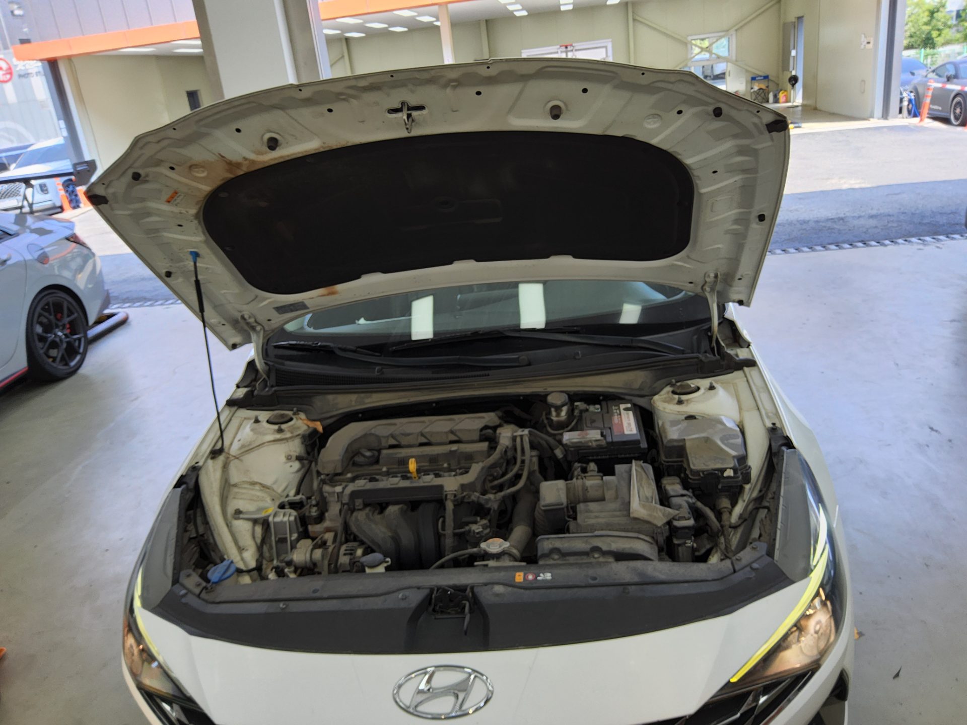 2021 - hyundai avante