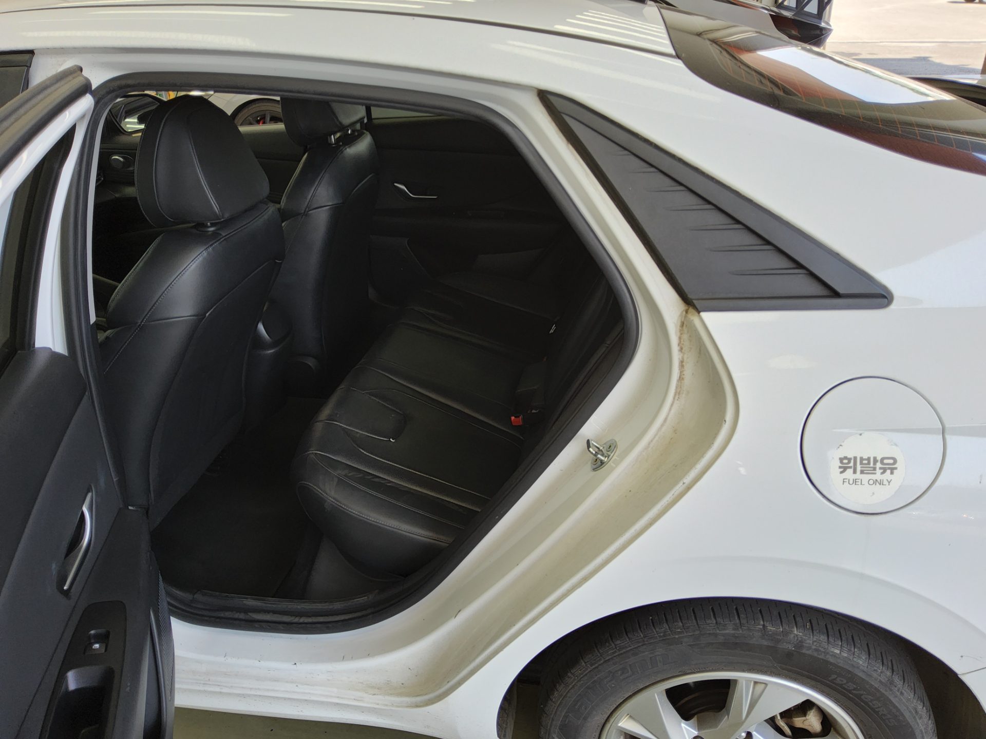 2021 - hyundai avante