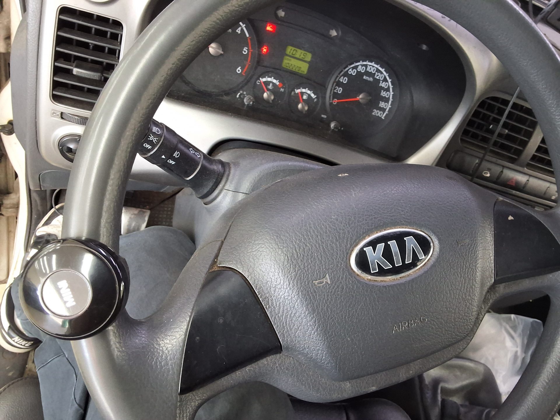 2016 - kia bongo