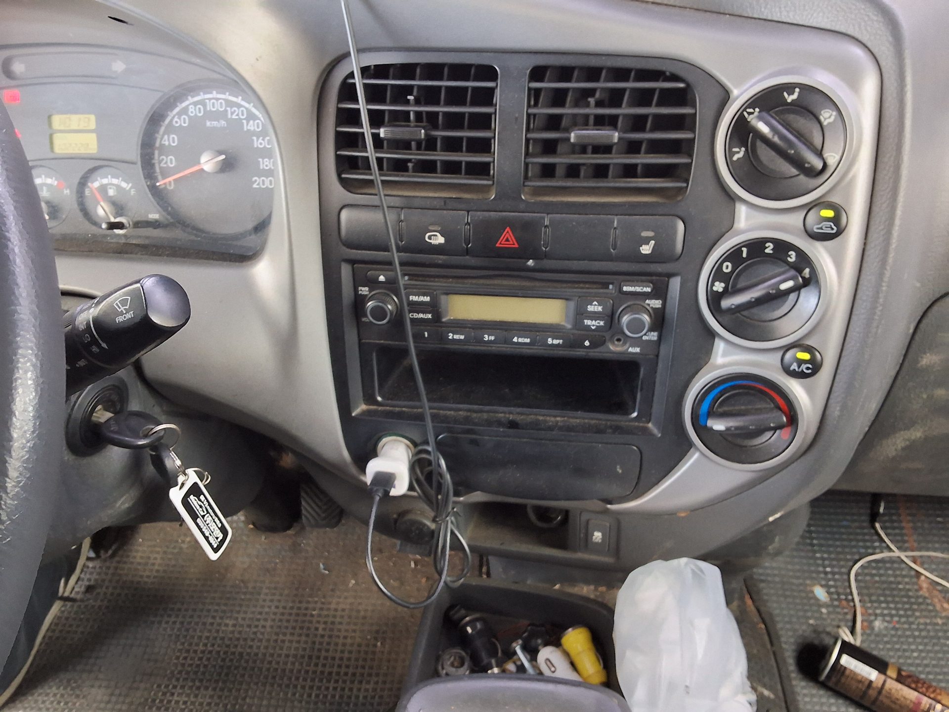 2016 - kia bongo