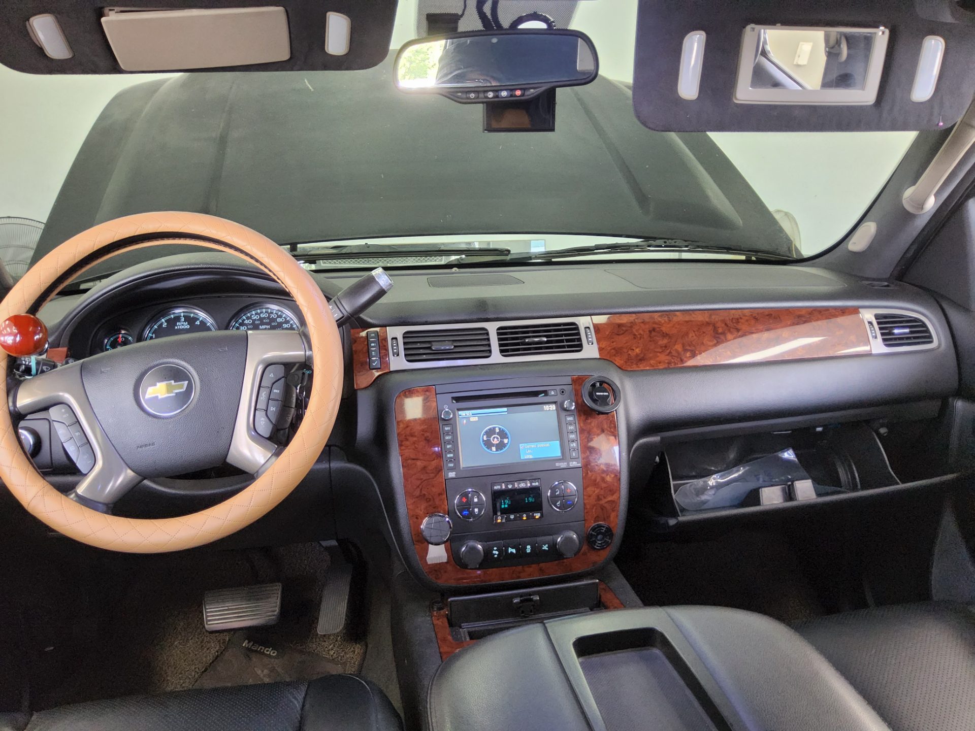 2014 - chevrolet suburban