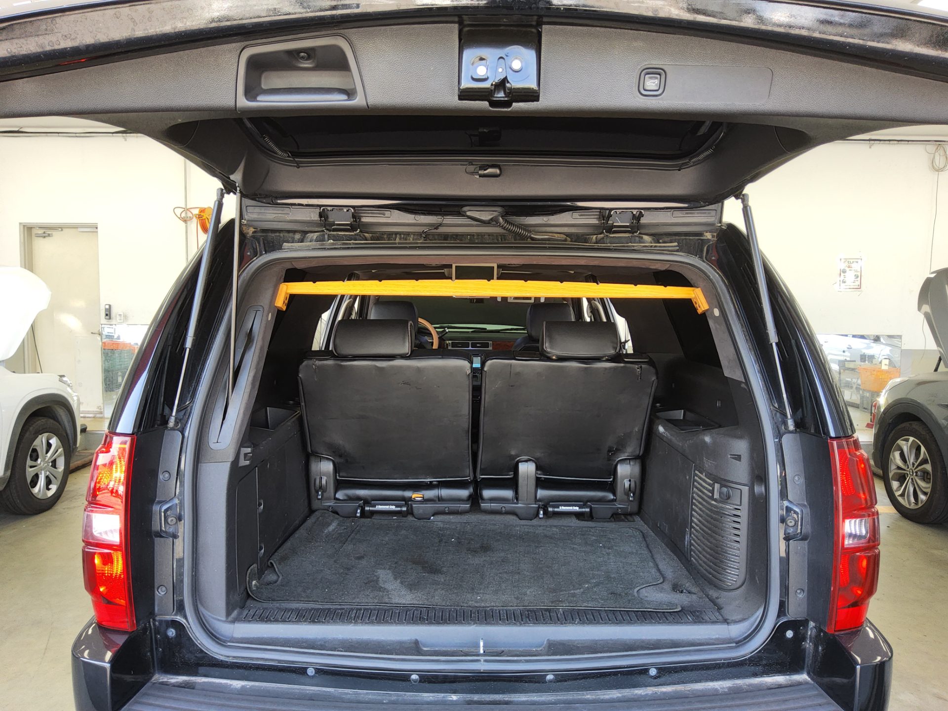 2014 - chevrolet suburban