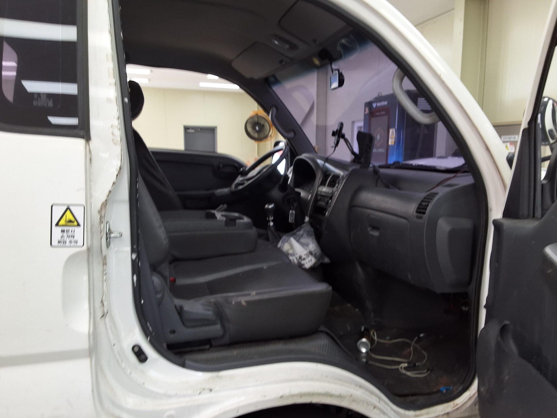 2016 - kia bongo