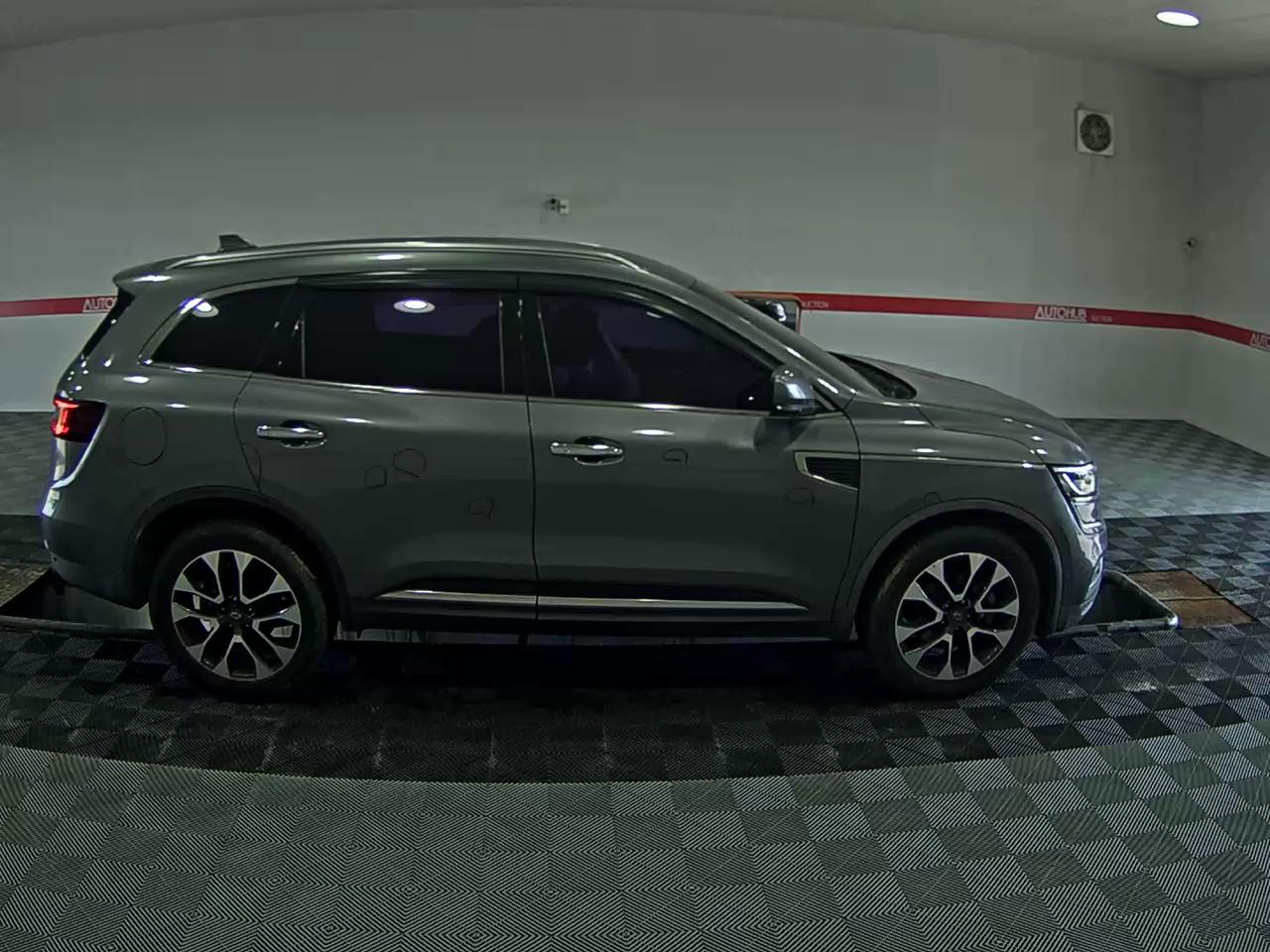 2017 - renault qm6