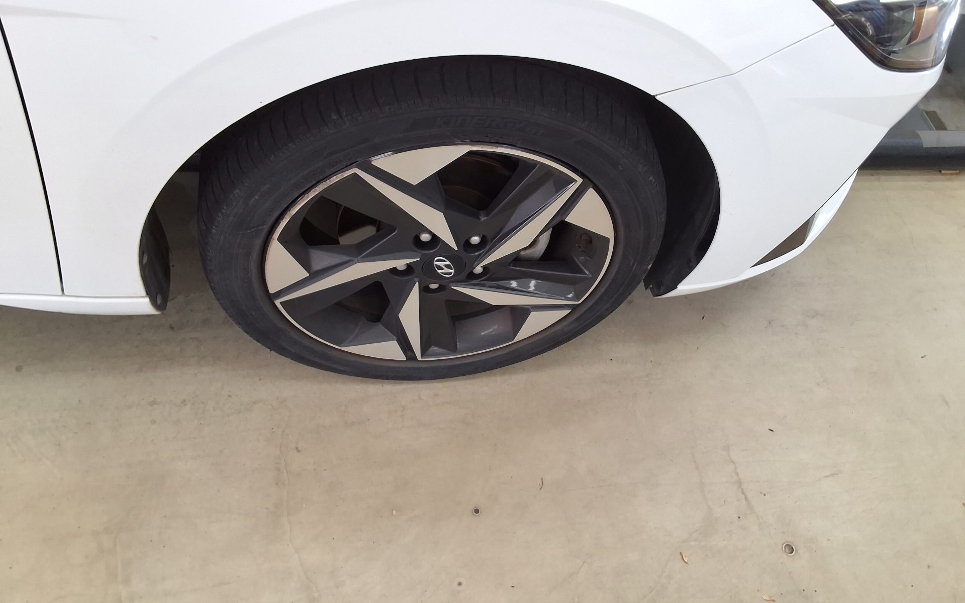 2021 - hyundai avante