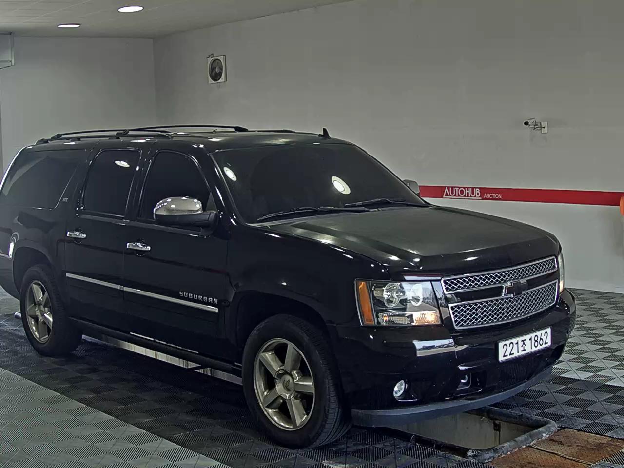 2014 - chevrolet suburban