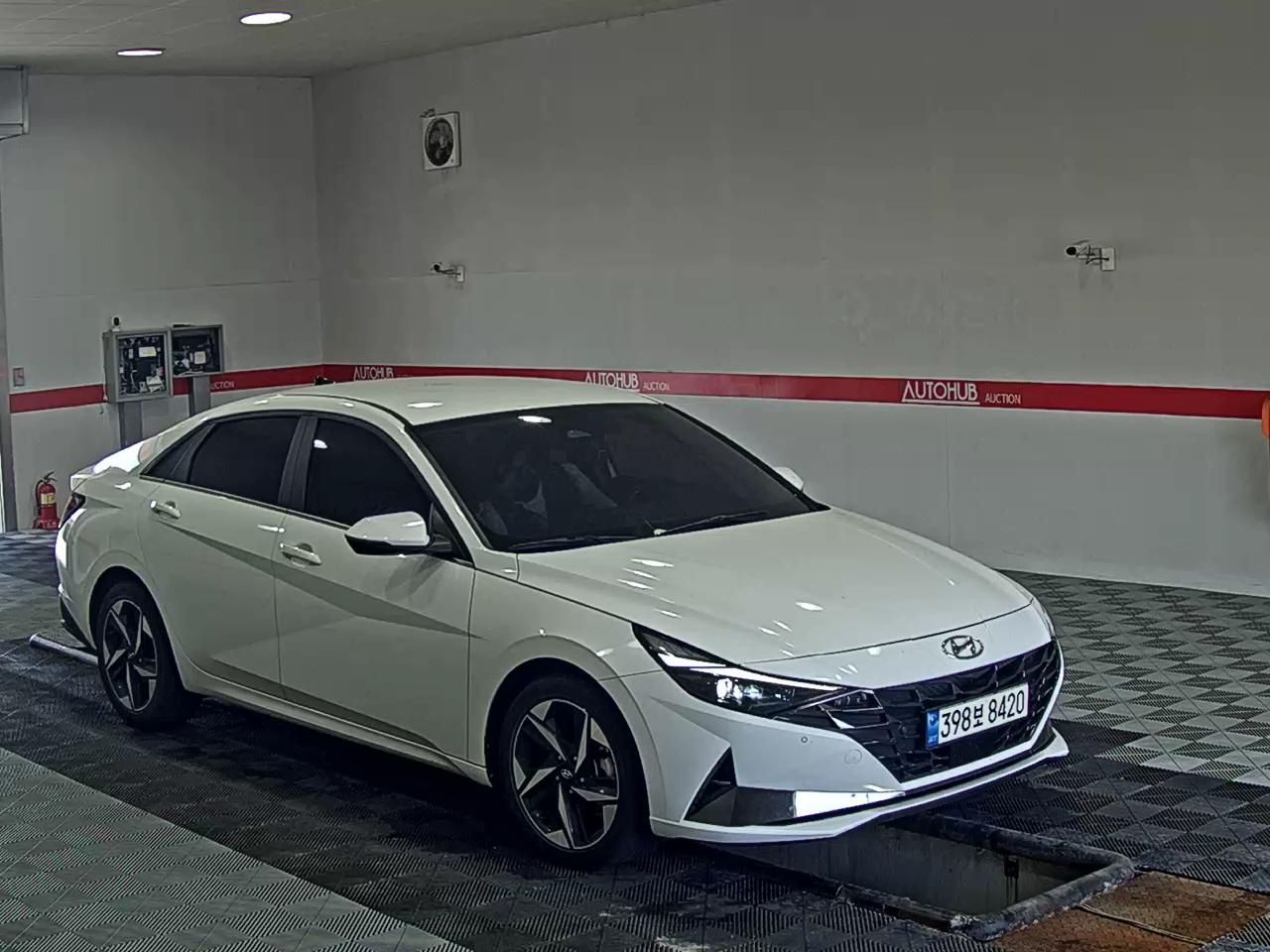 2021 - hyundai avante