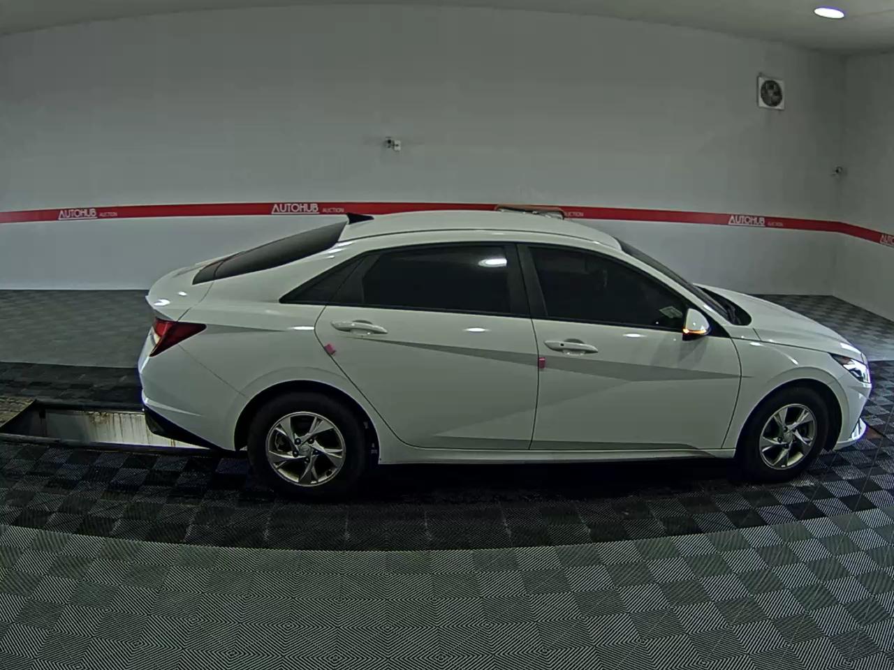 2021 - hyundai avante