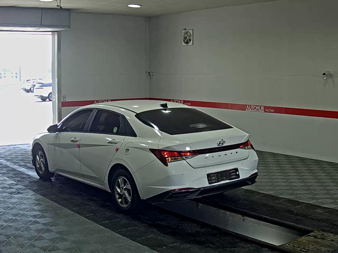 2021 - hyundai avante