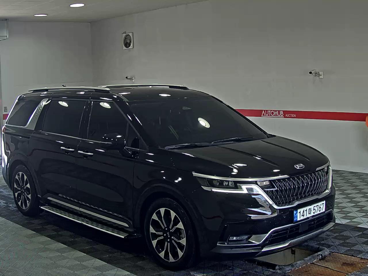 2021 - kia carnival