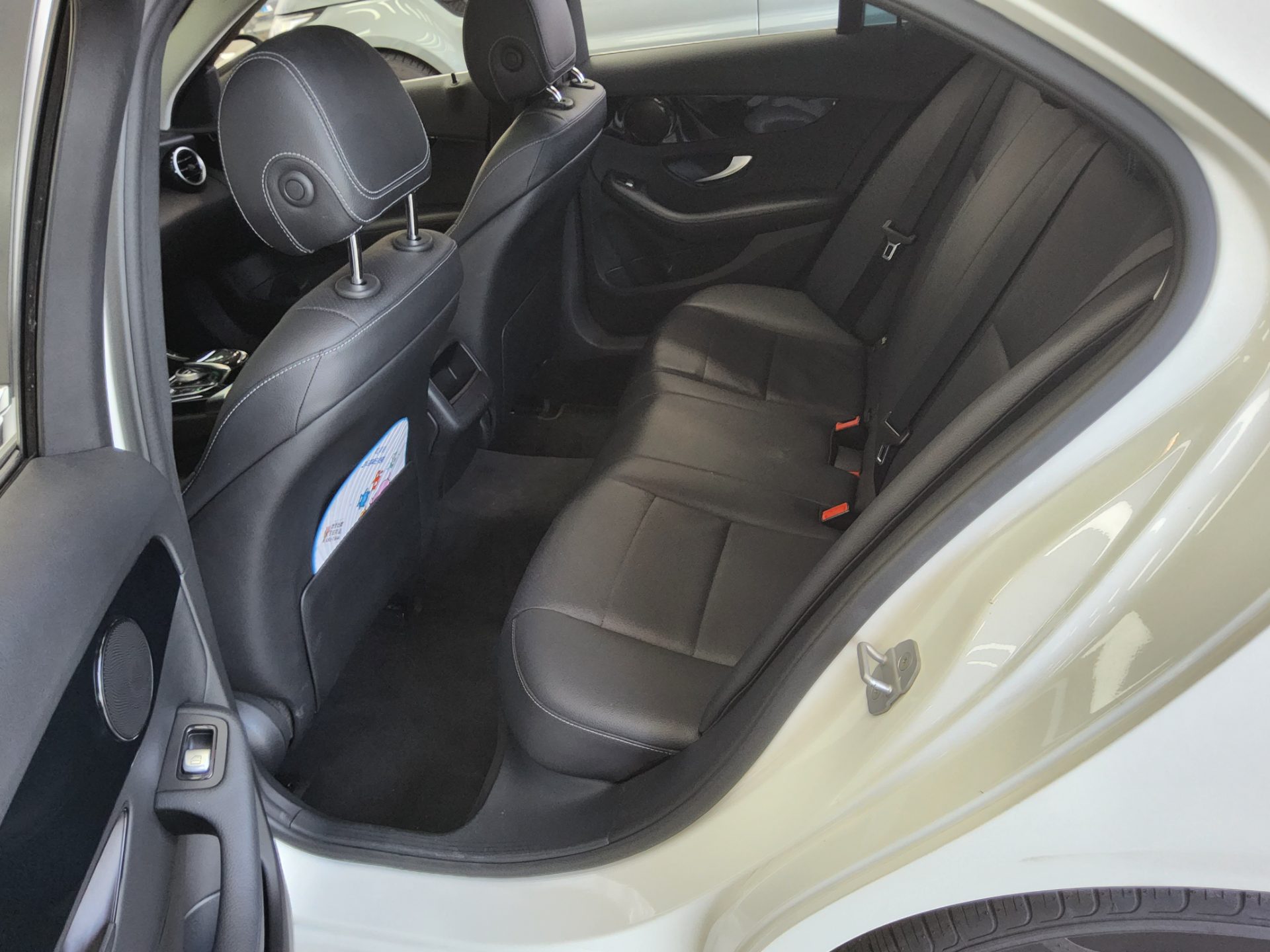 2016 - mercedes-benz c200