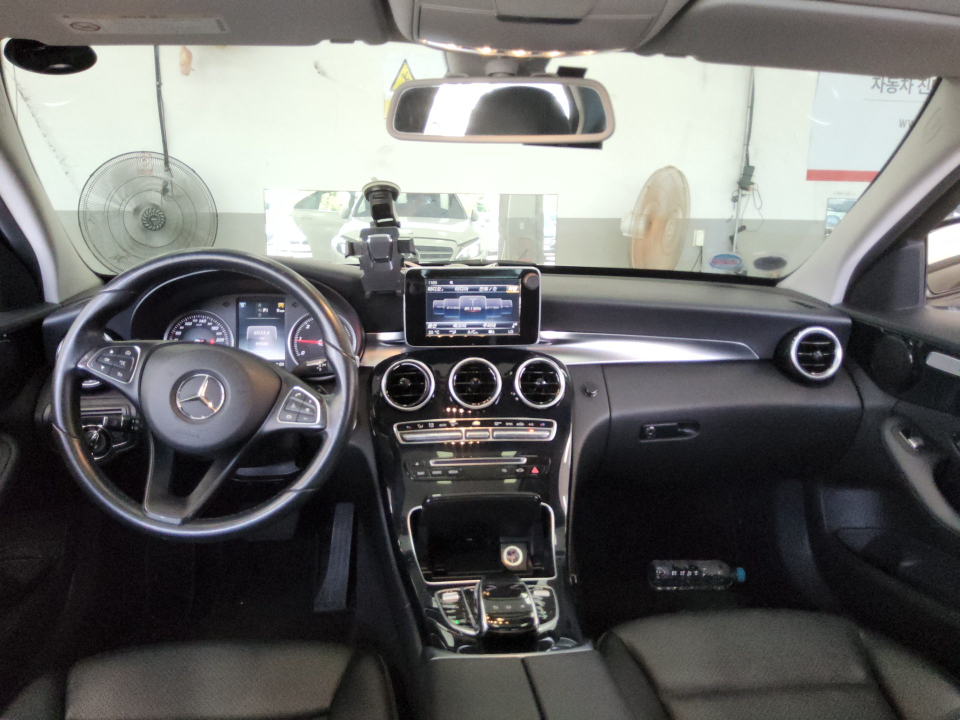 2016 - mercedes-benz c200