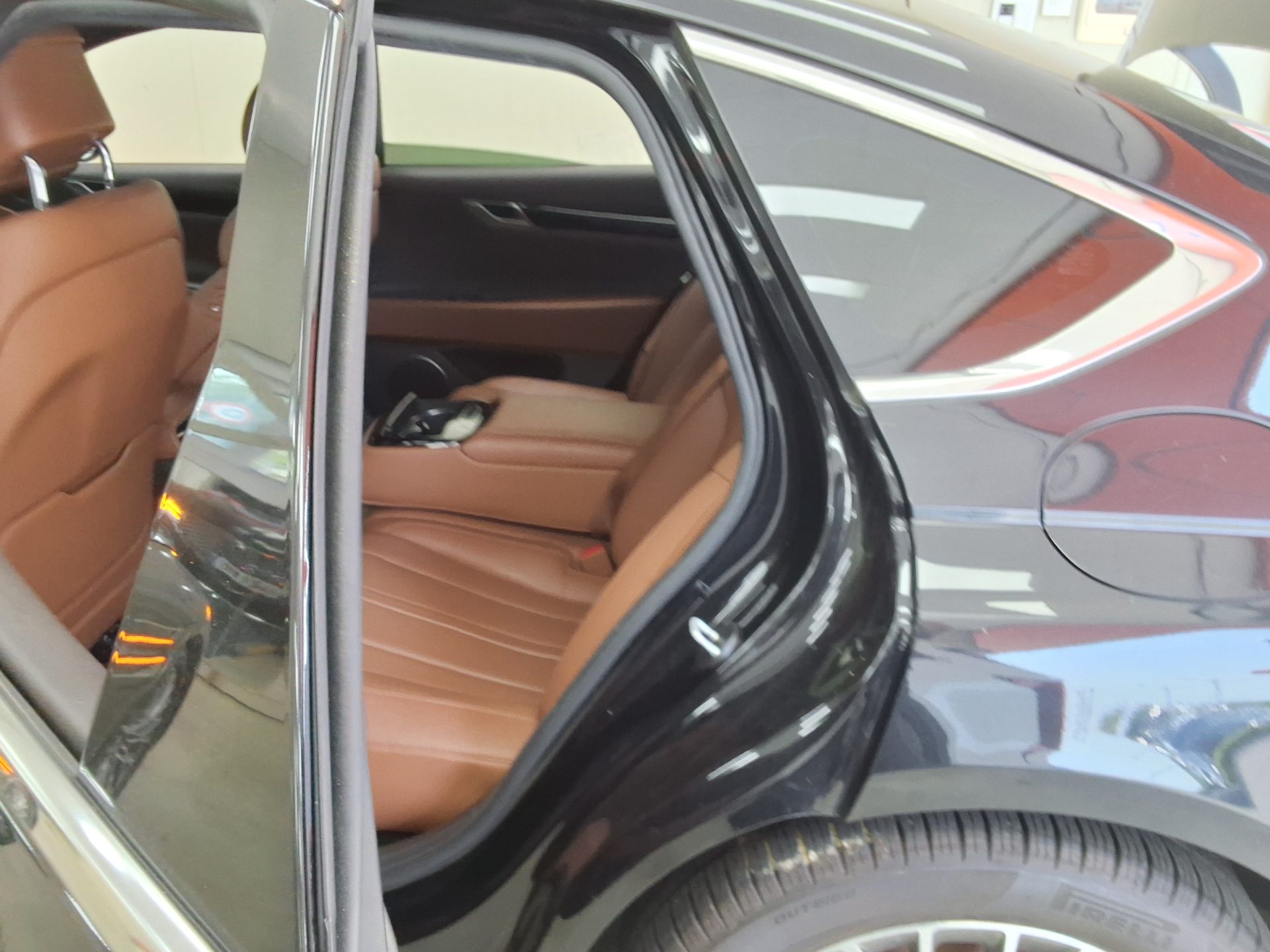 2021 - genesis g80