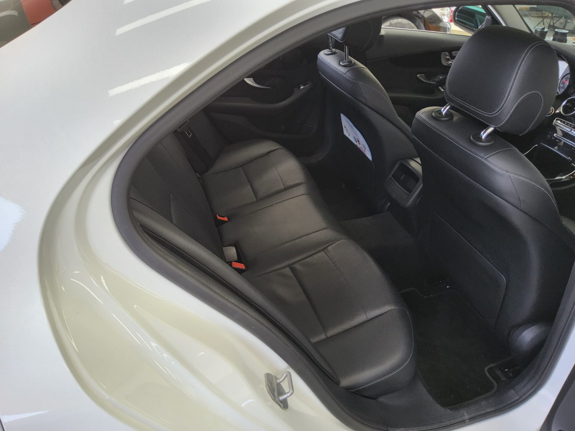 2016 - mercedes-benz c200