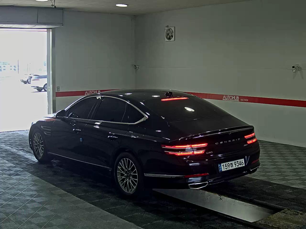 2021 - genesis g80