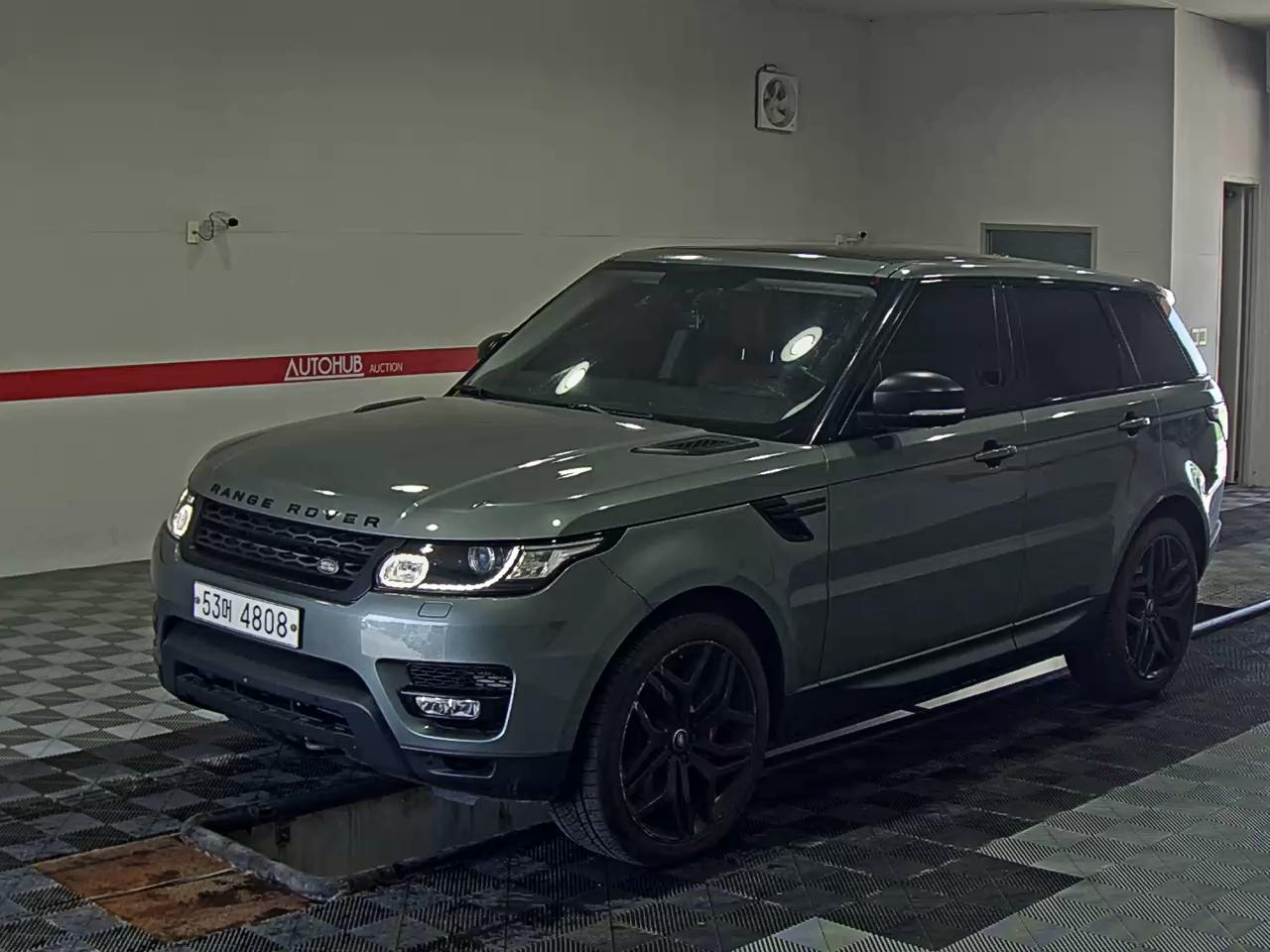 2016 - land rover range rover