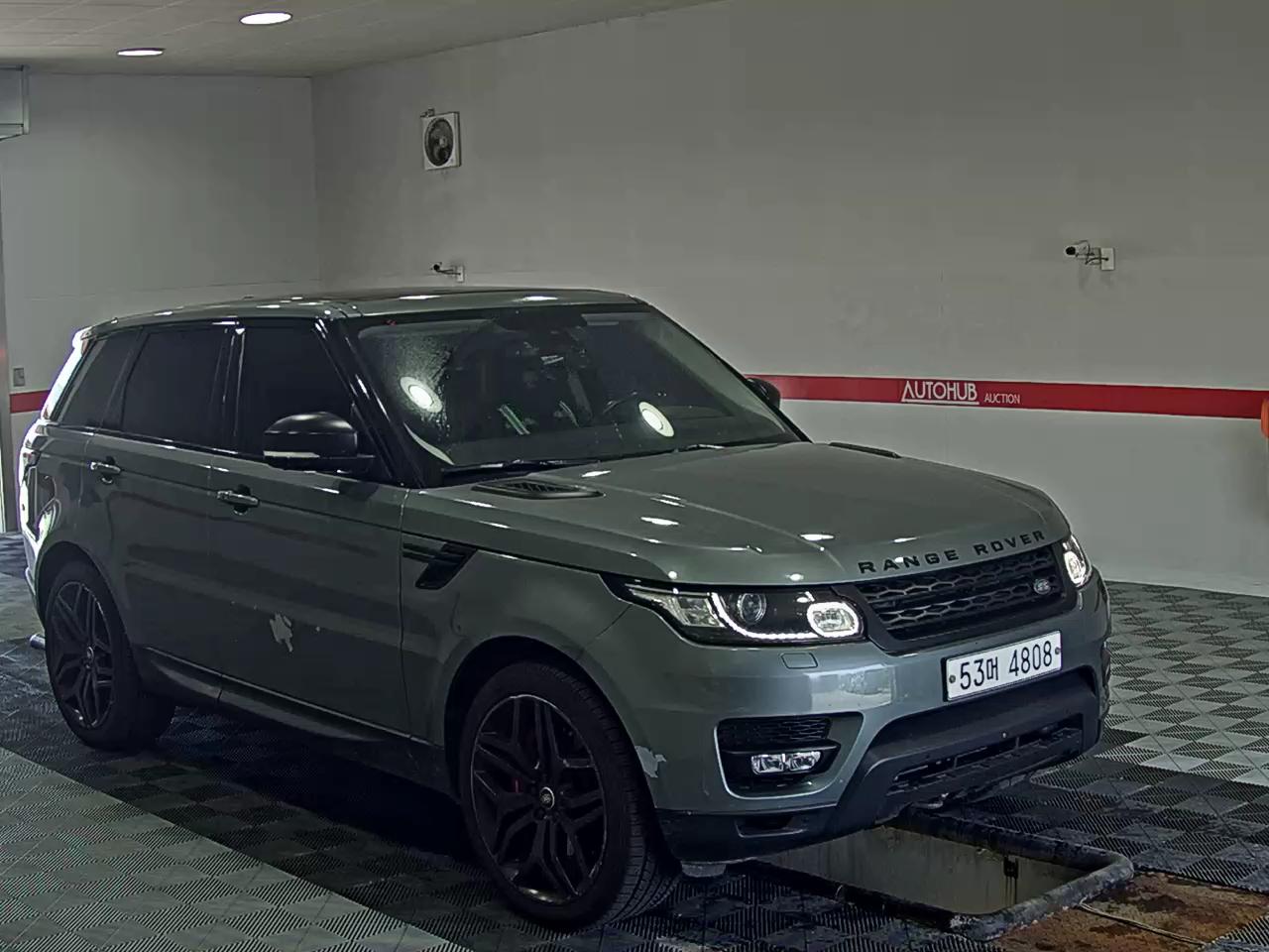 2016 - land rover range rover