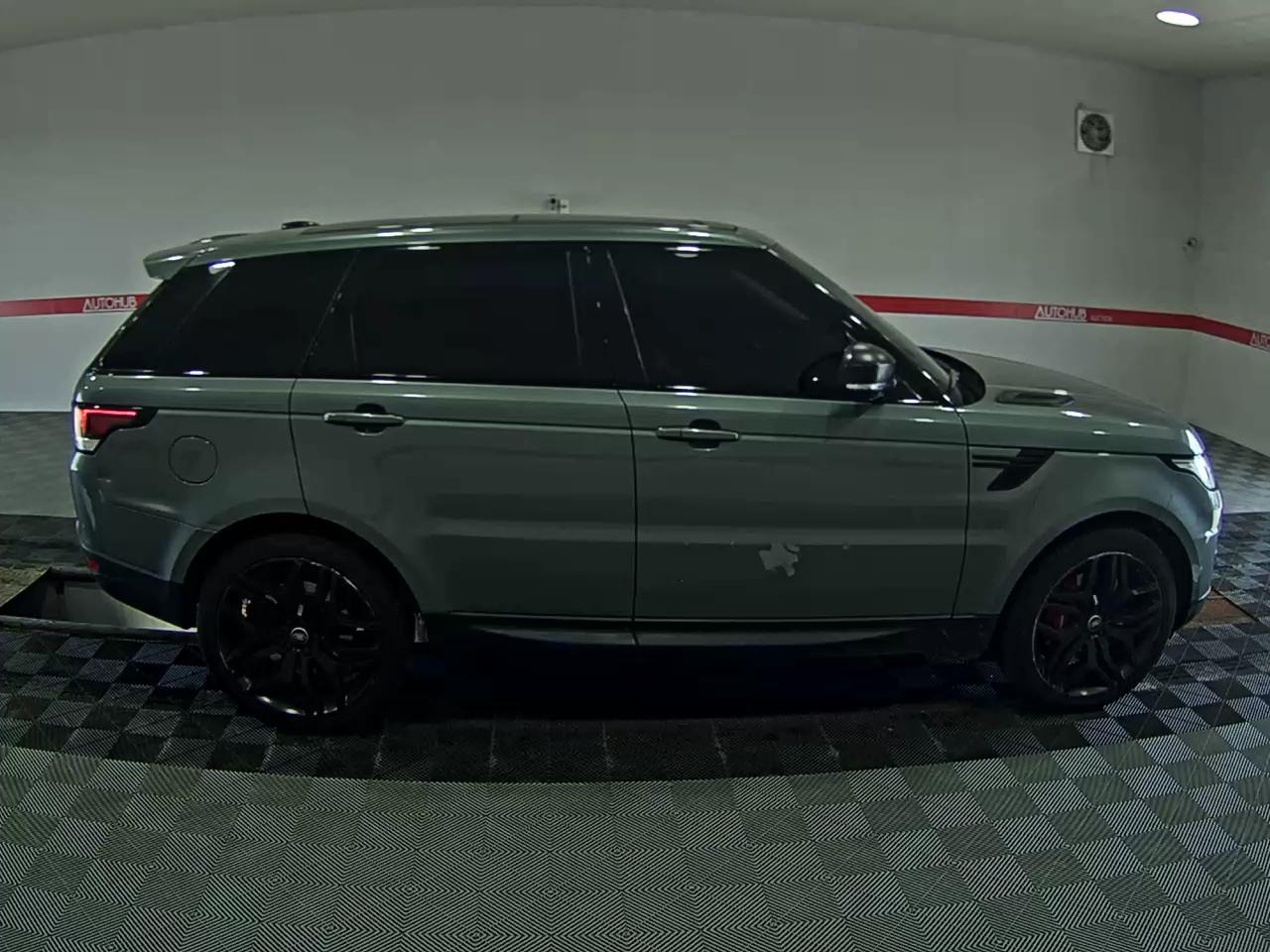 2016 - land rover range rover