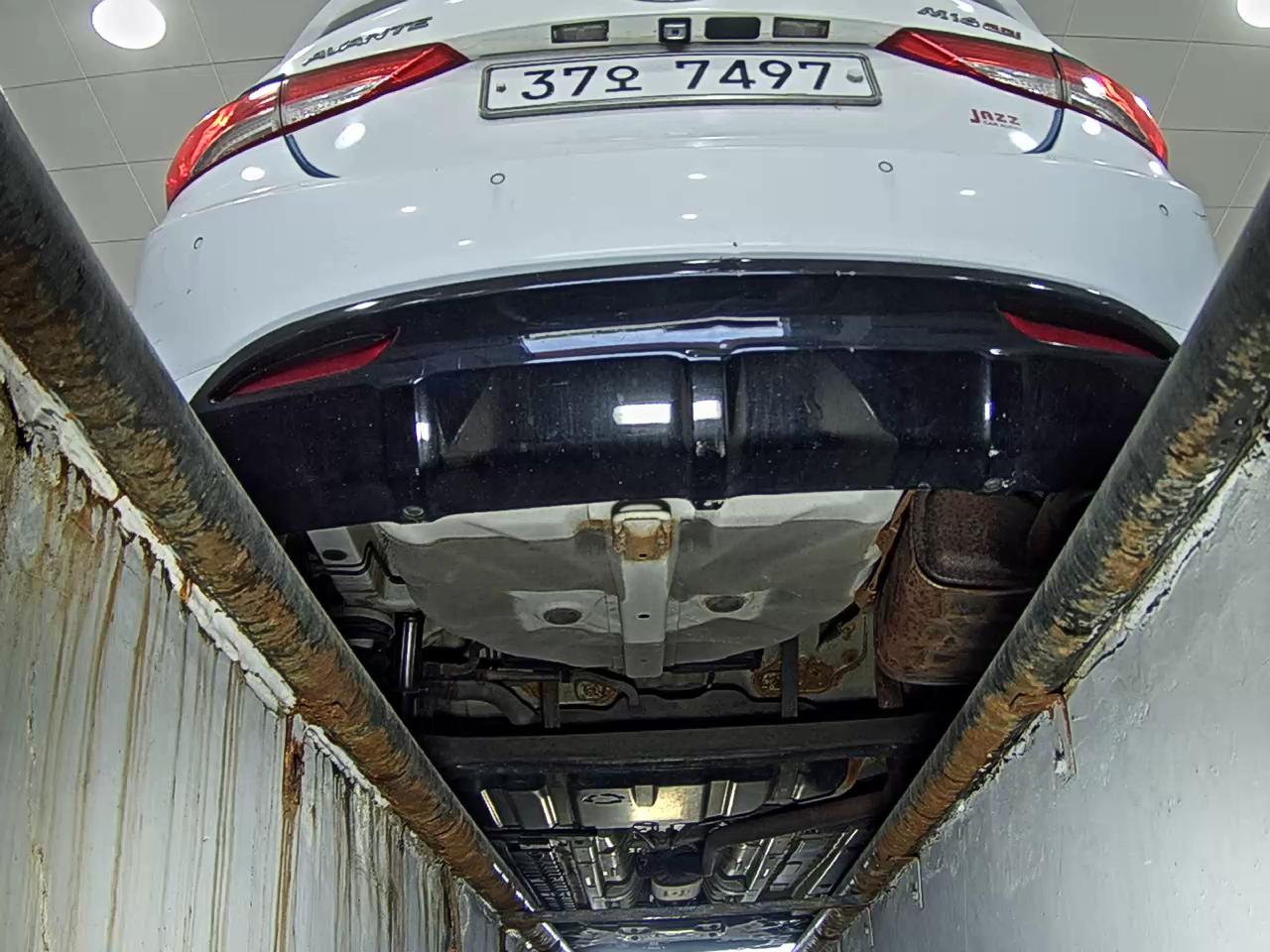 2012 - hyundai avante