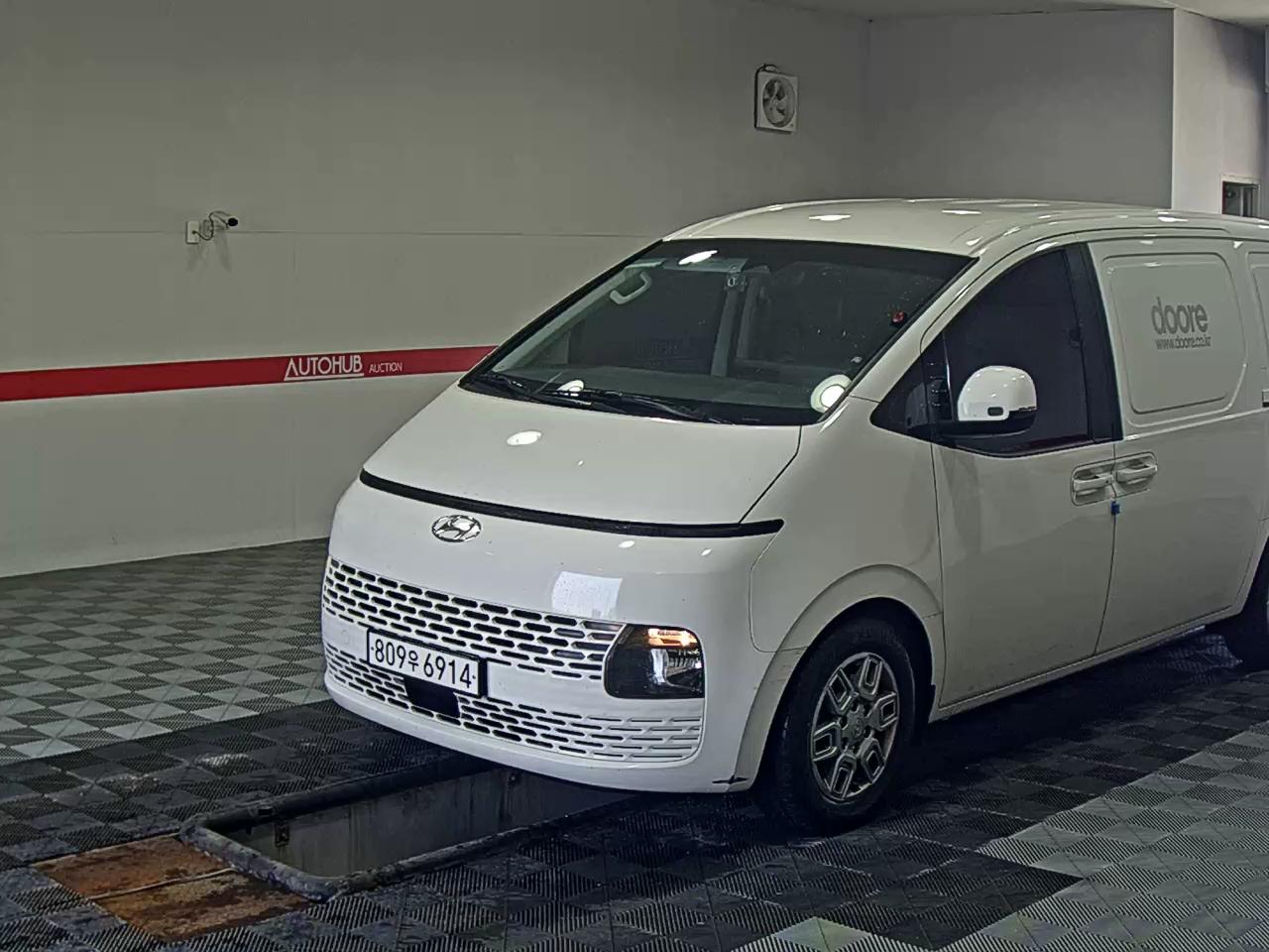 HYUNDAI STARIA CARGO