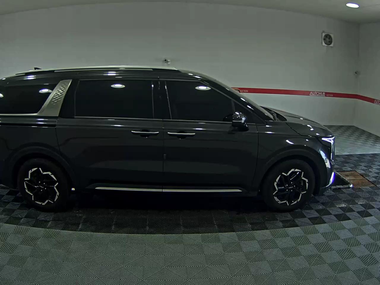 2024 - kia carnival
