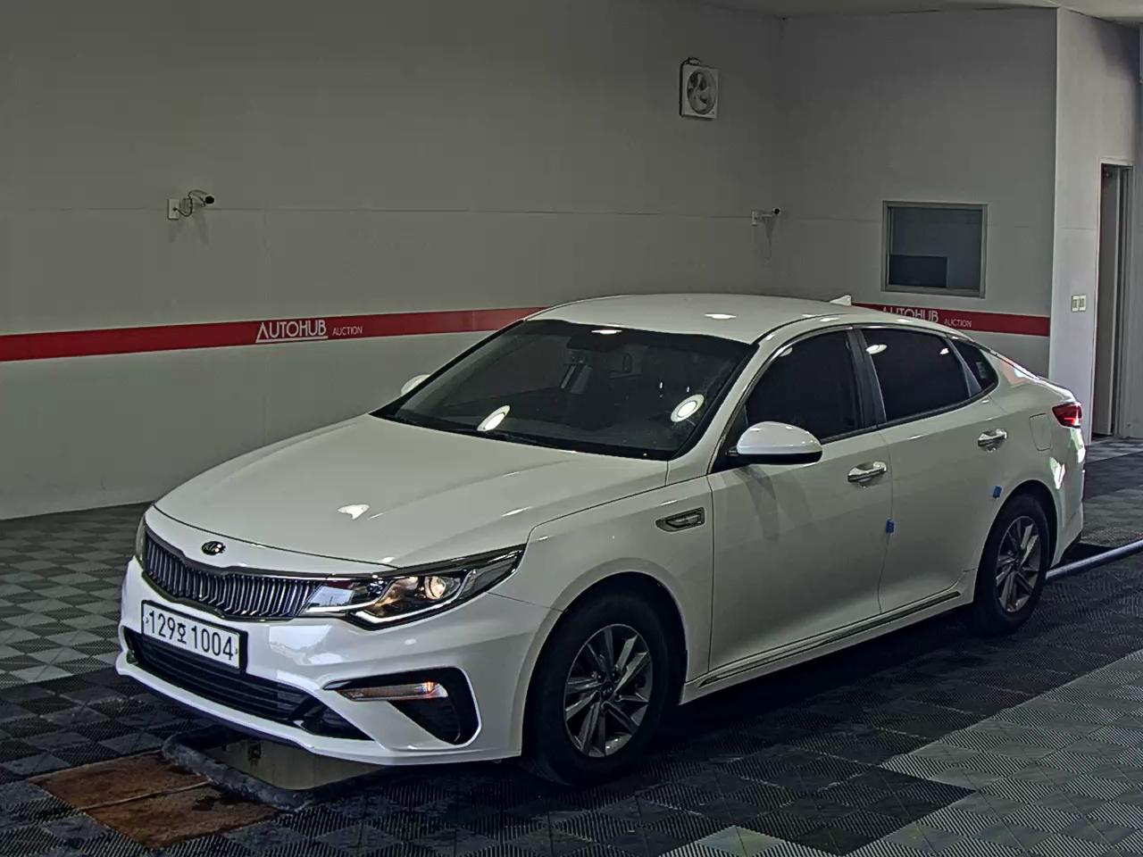 KIA K5 LPI RENTAL CAR