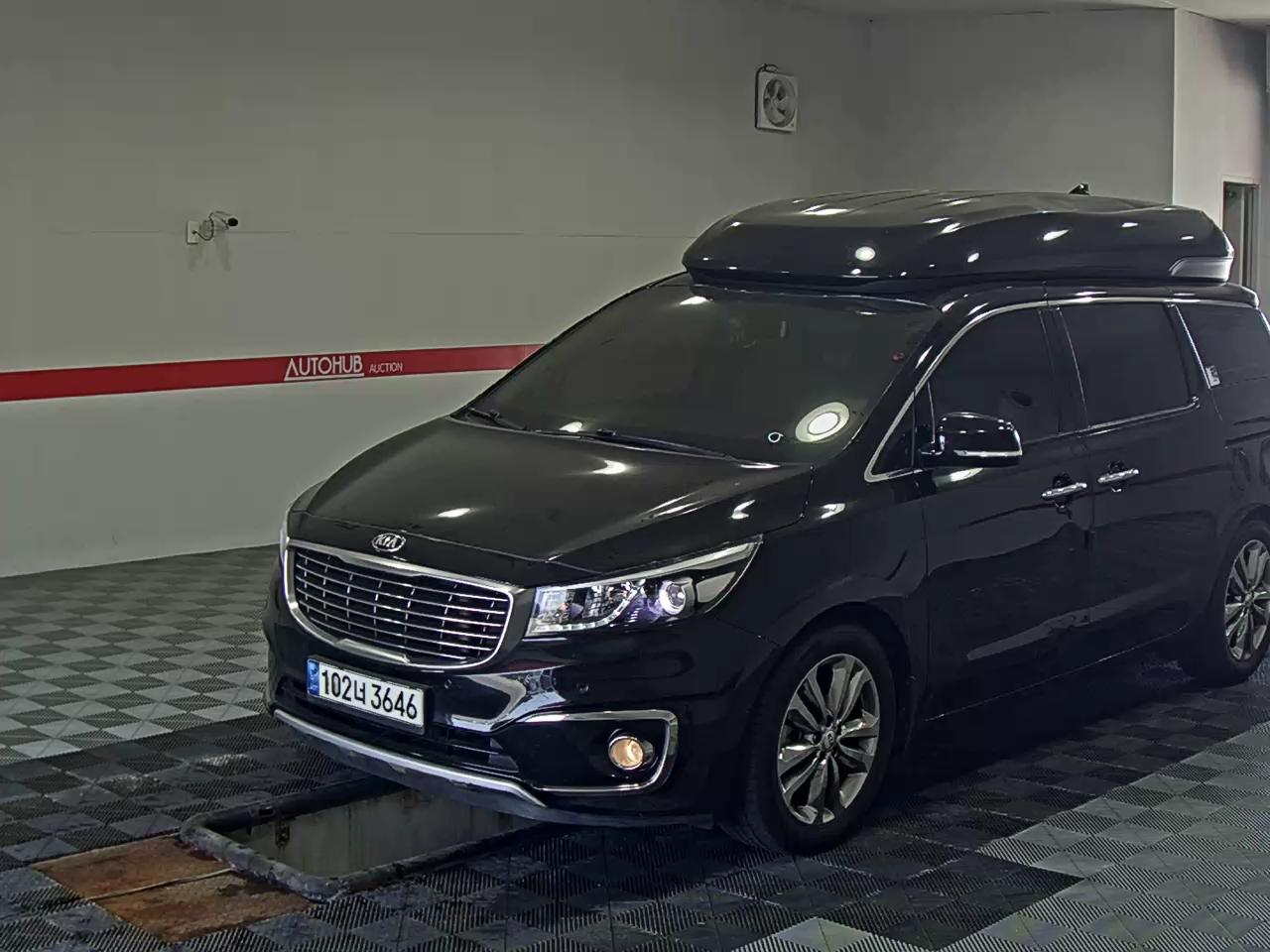 KIA CARNIVAL -LIMOUSINE GH-ROOF