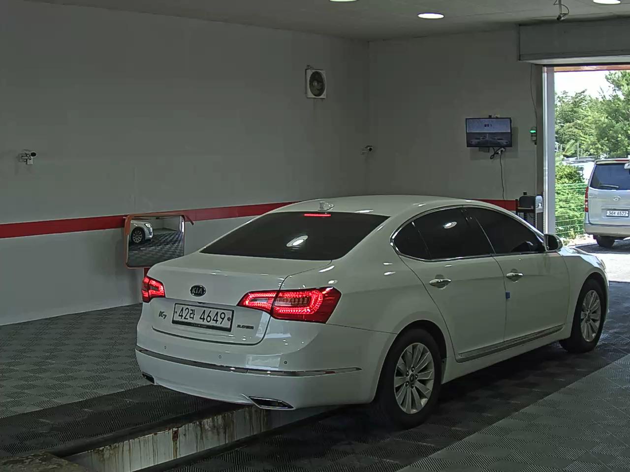 2012 - kia k7