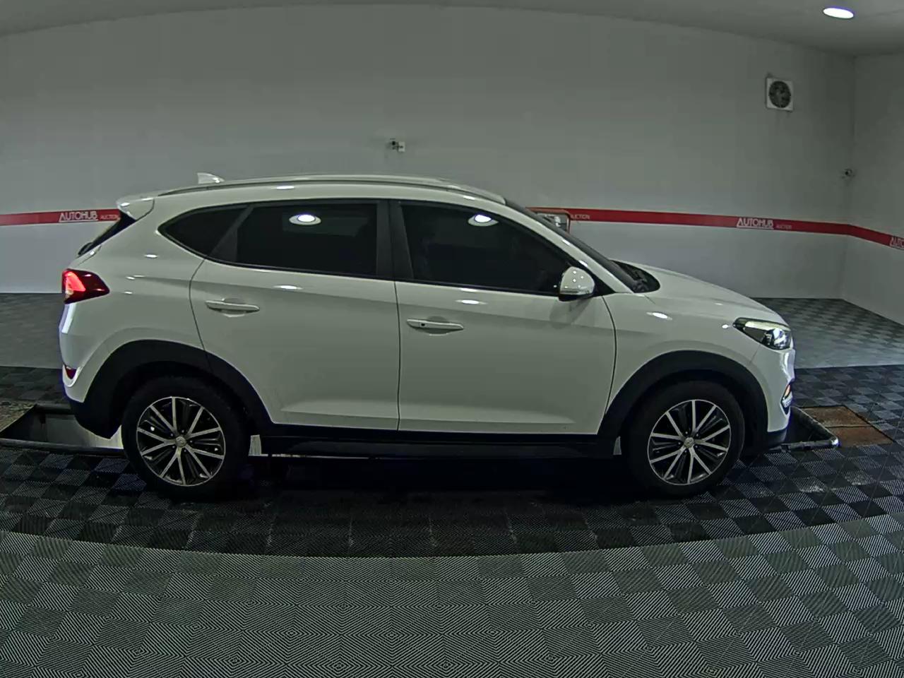 2017 - hyundai tucson