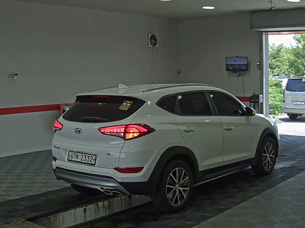 2017 - hyundai tucson