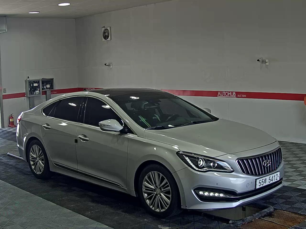 2017 - hyundai aslan