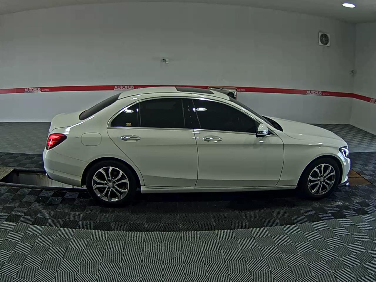 2016 - mercedes-benz c200