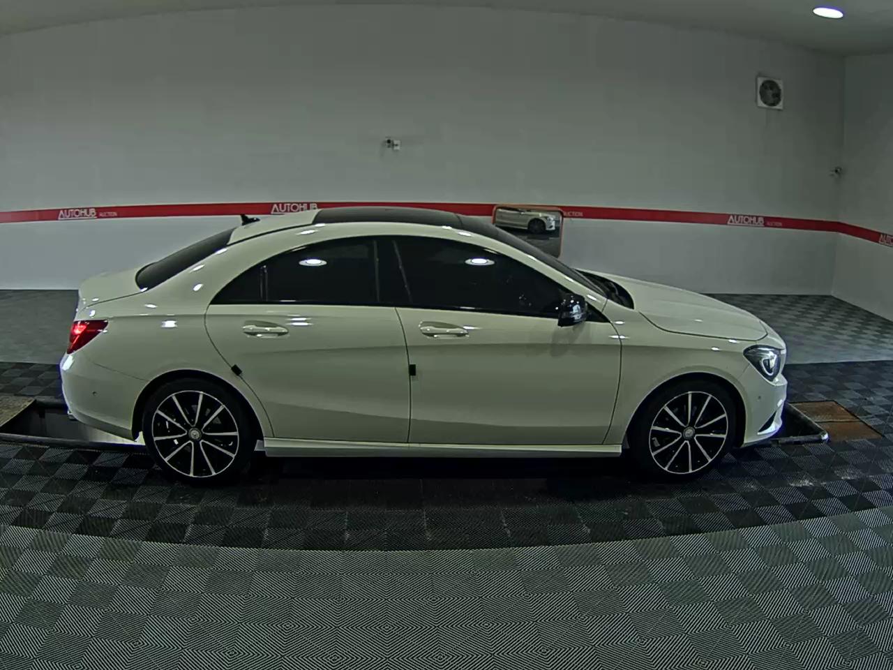 2015 - mercedes-benz cla200