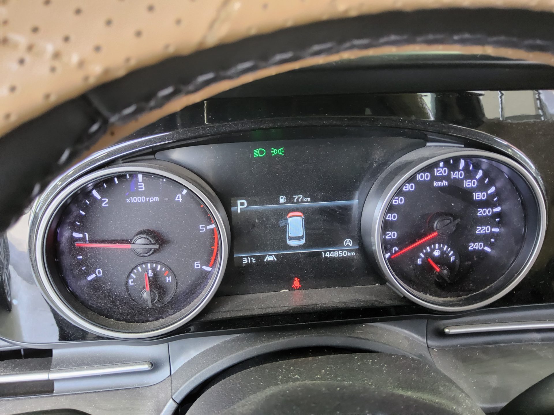 2023 - kia carnival