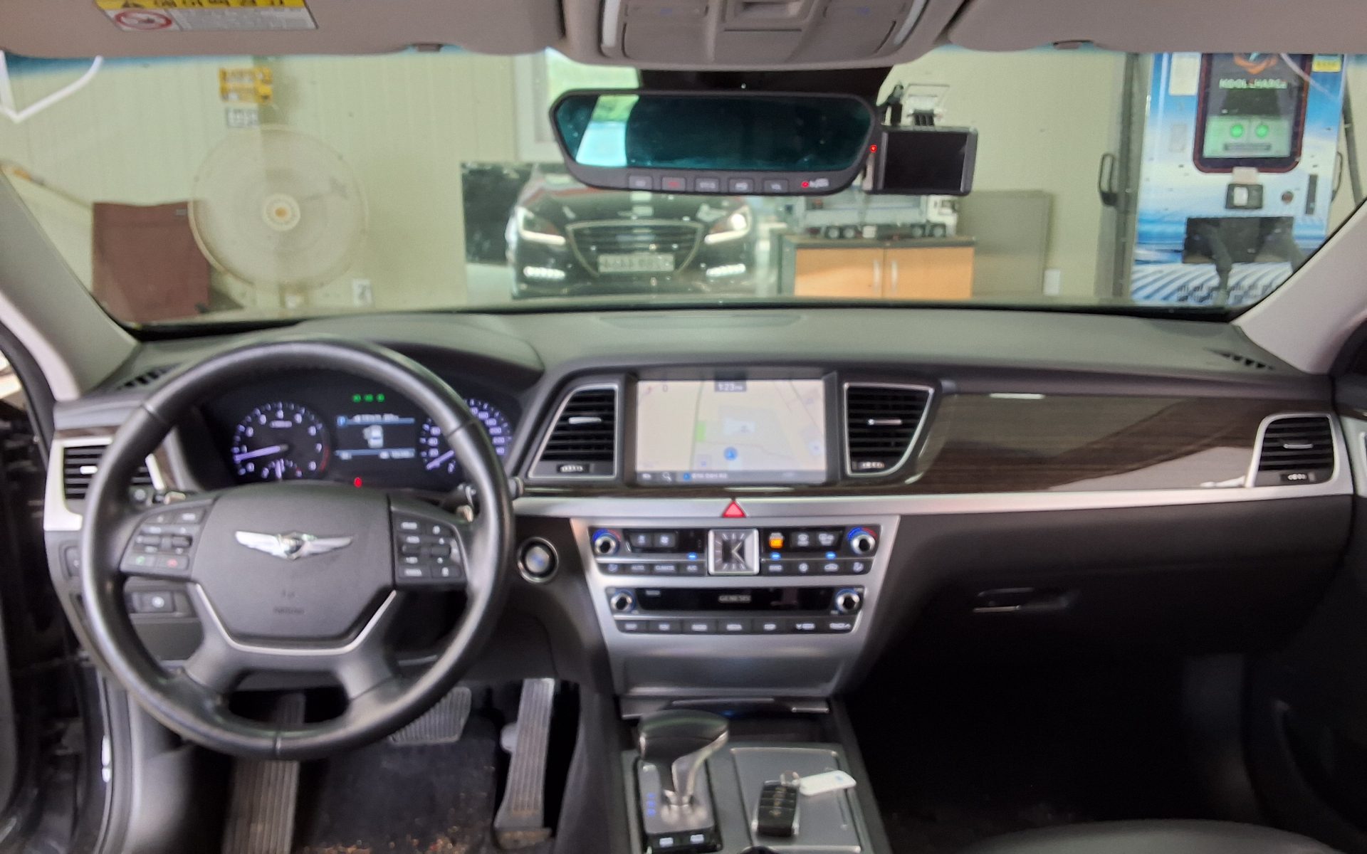 2019 - genesis g80