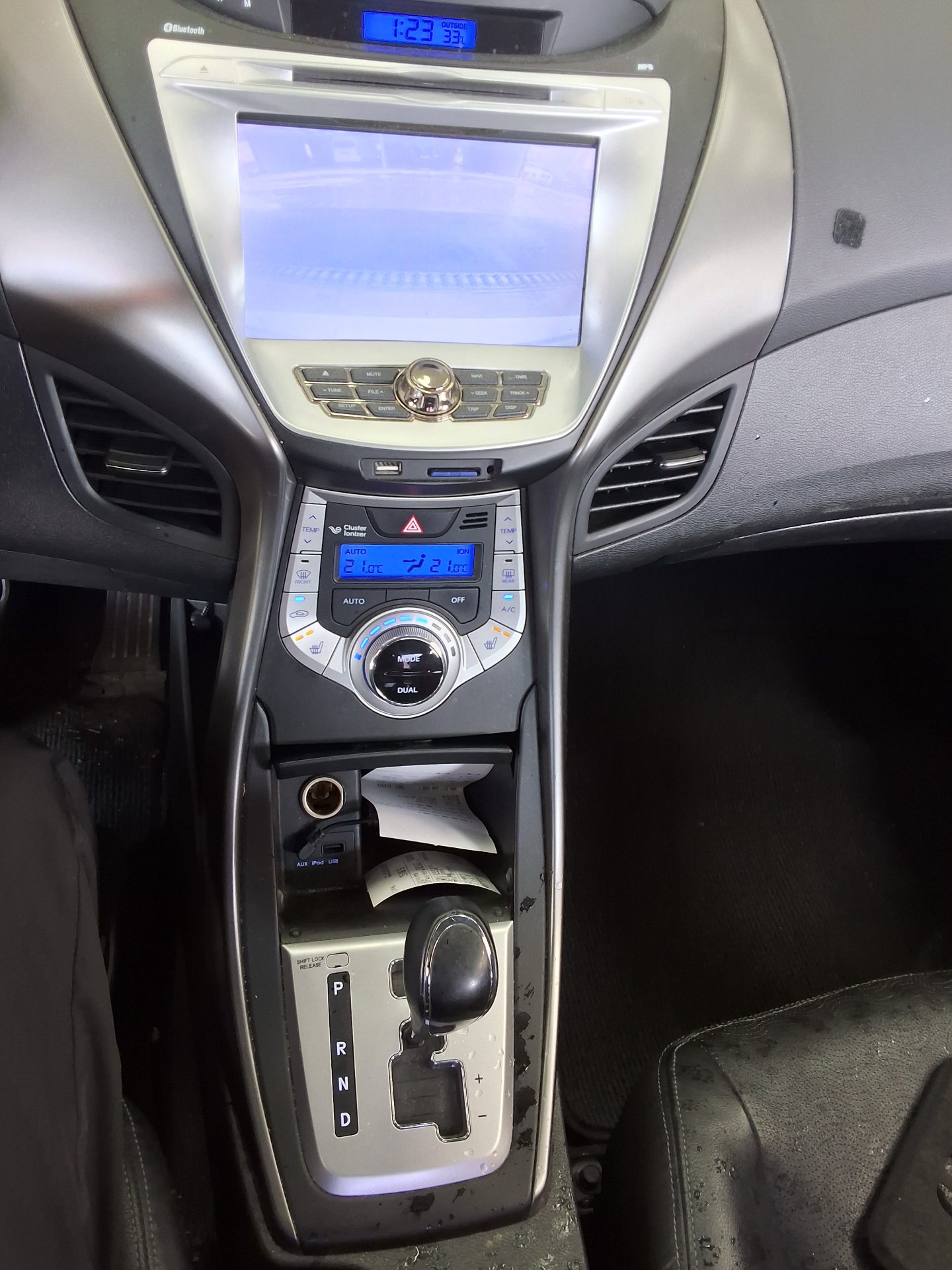2012 - hyundai avante