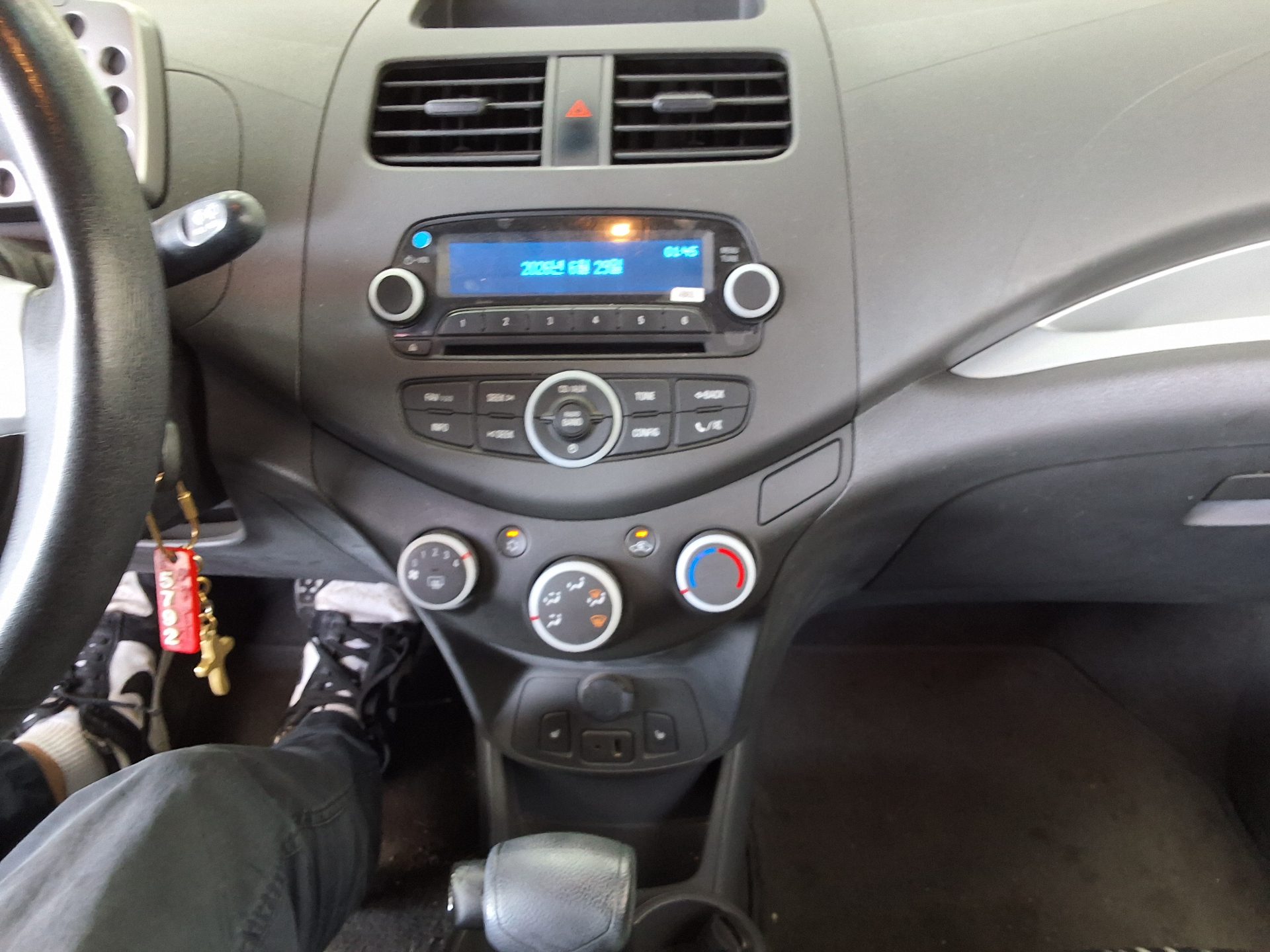 2013 - chevrolet spark