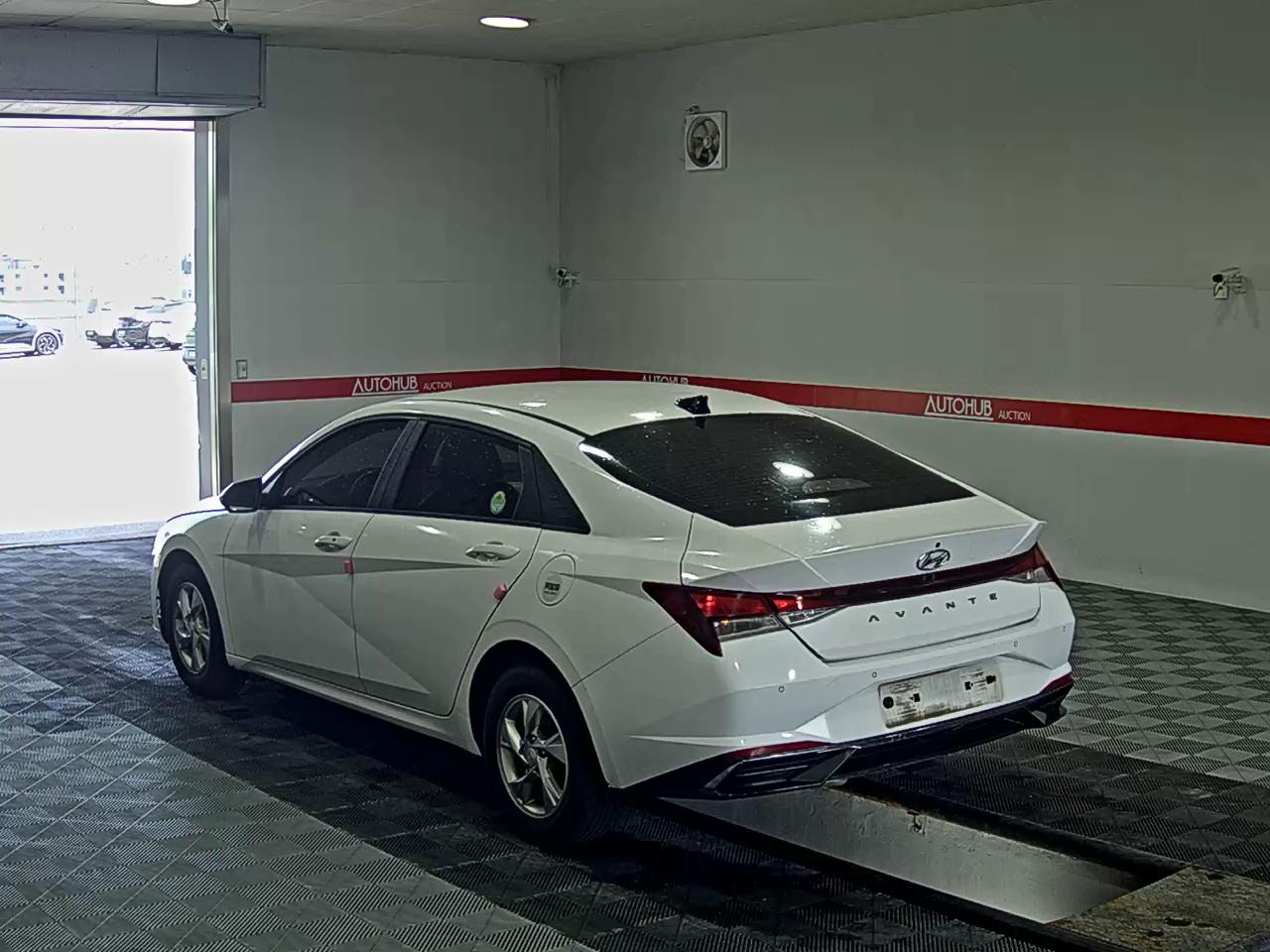 2021 - hyundai avante