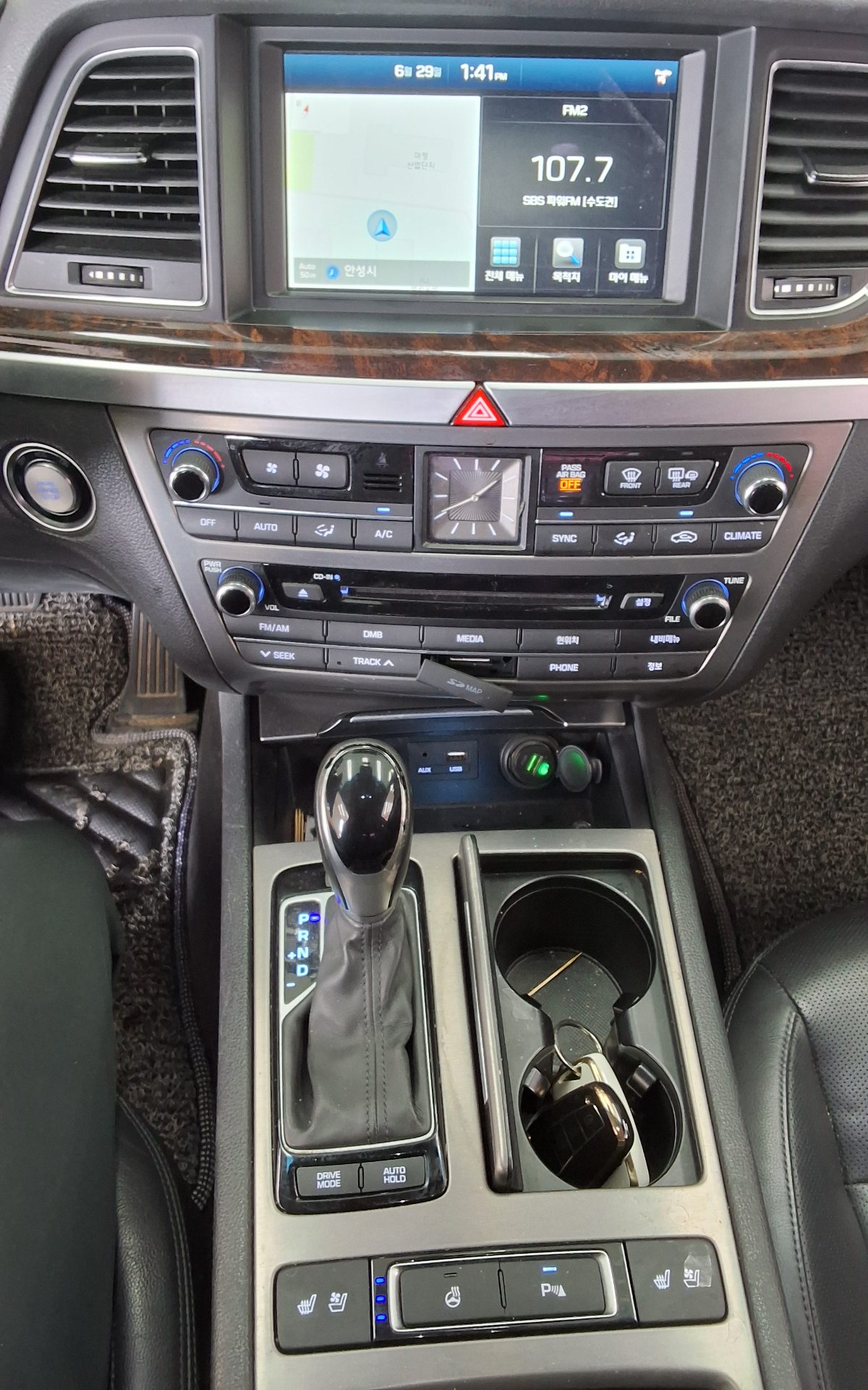 2016 - hyundai g330