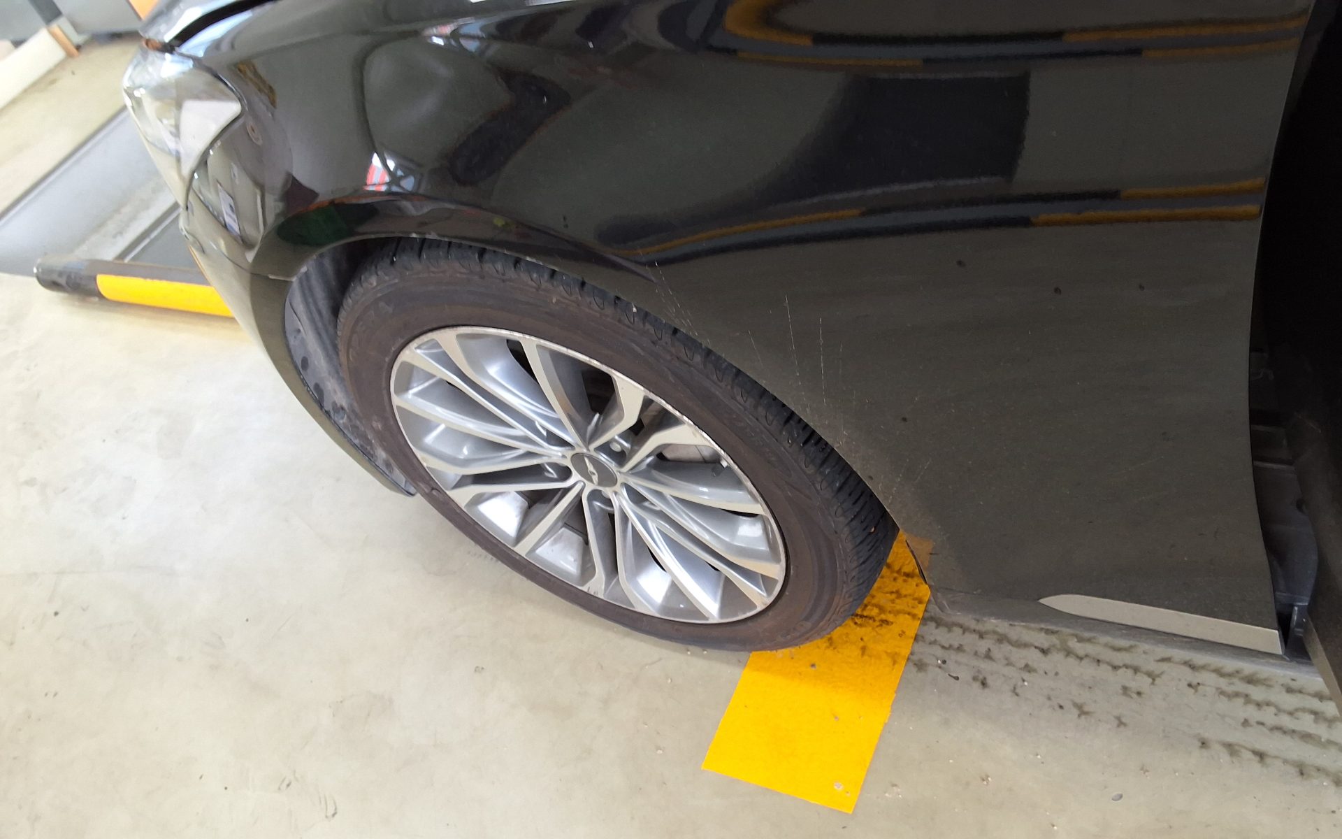 2016 - hyundai g330