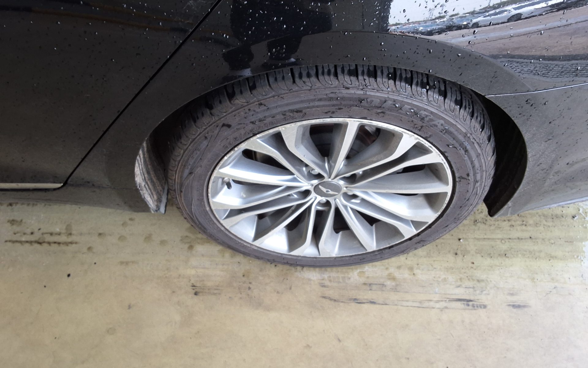 2016 - hyundai g330