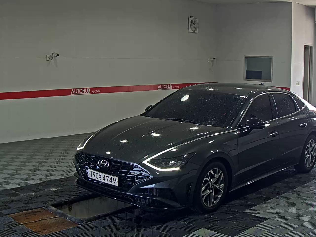 HYUNDAI SONATA (DN8)