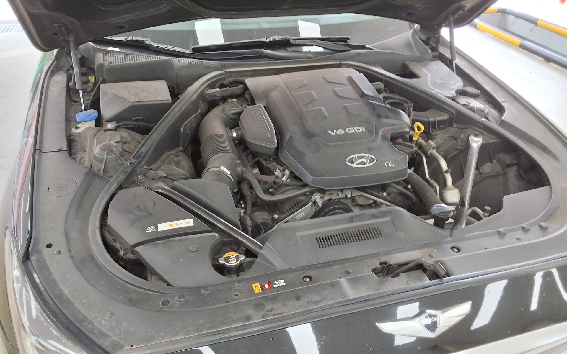 2016 - hyundai g330
