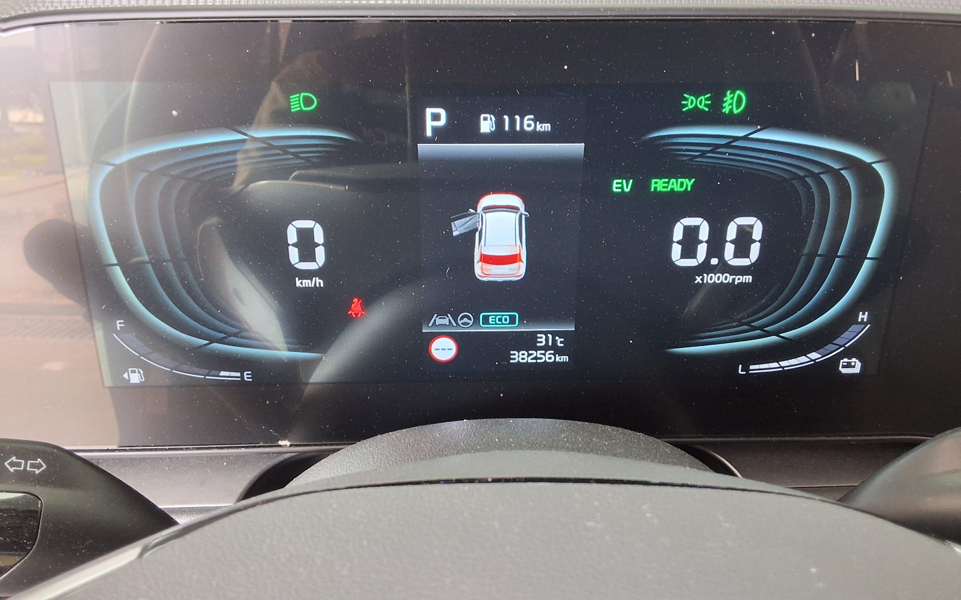 2025 - kia niro