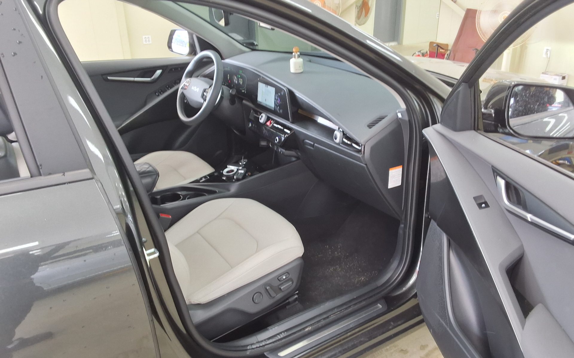 2025 - kia niro