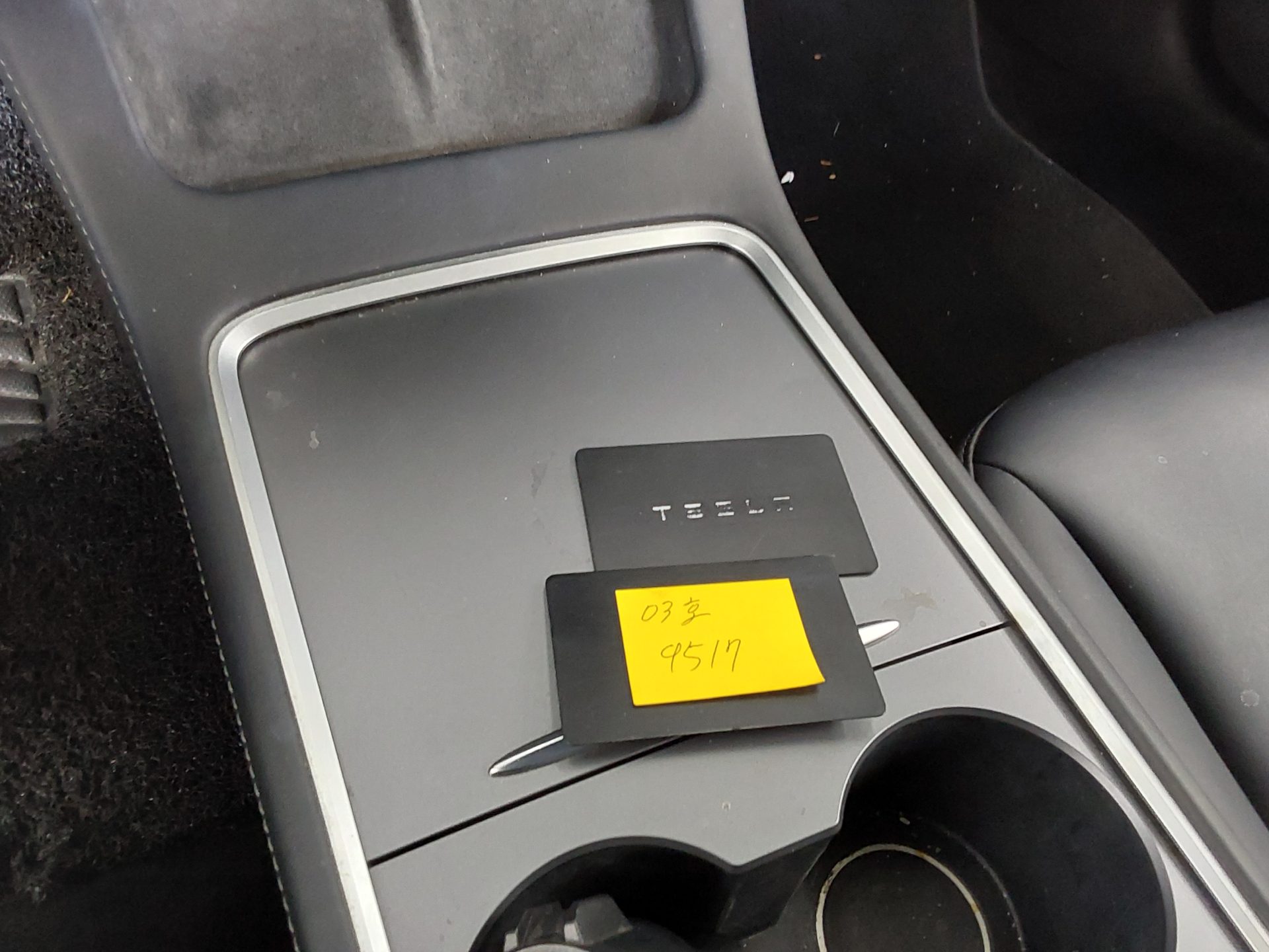 2022 - tesla model 3