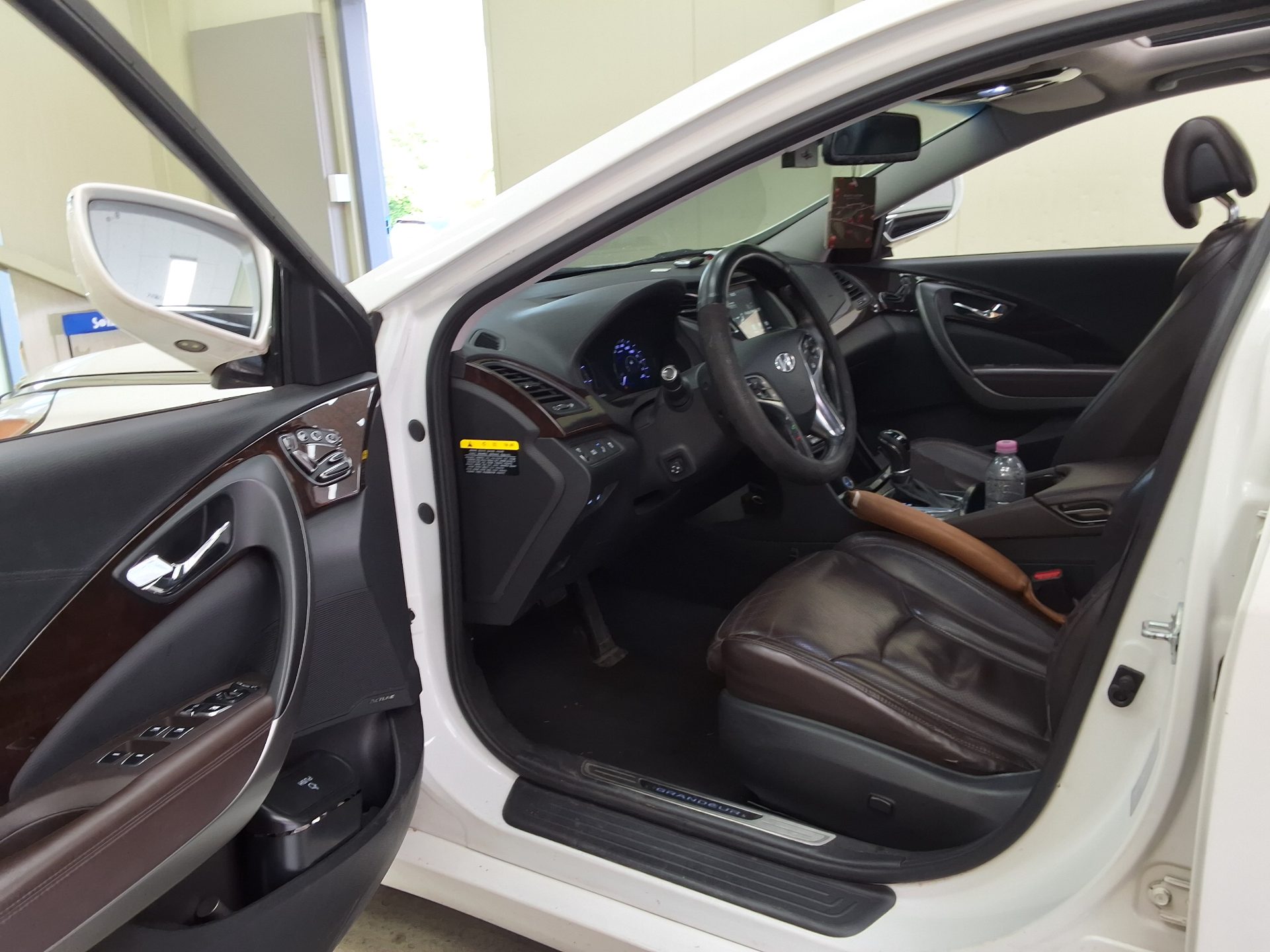 2016 - hyundai grandeur