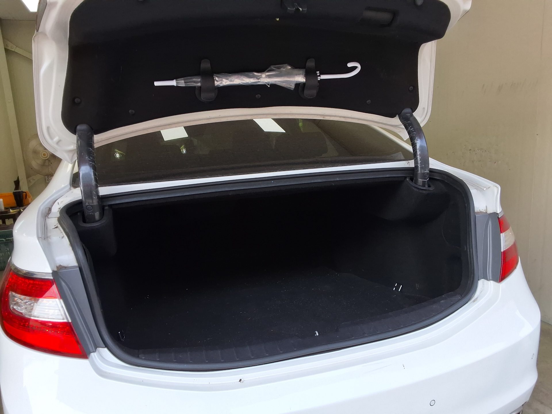 2016 - hyundai grandeur